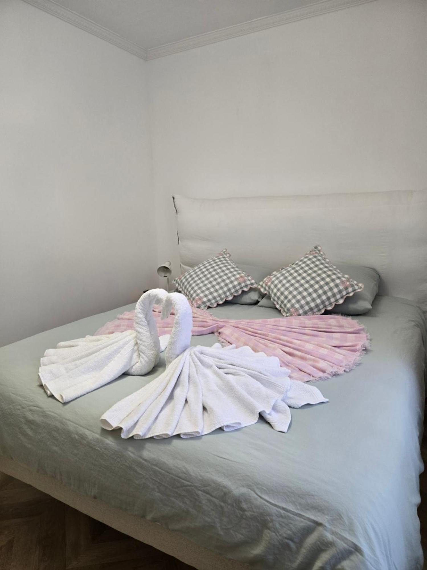 The Smile House // Bussy-Saint-Georges Appartement Buitenkant foto